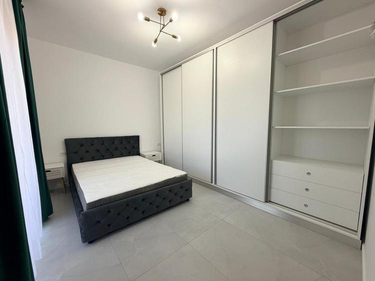 Apartament cu 3 camere, mobilat în Moșnița Nouă