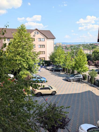 Apartament cu 3 camere, mobilat în Cug