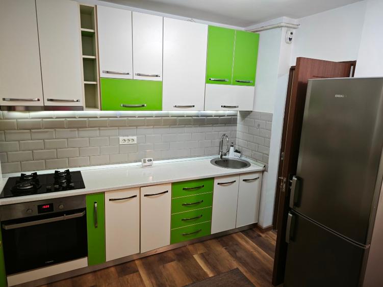 Apartament cu 2 camere decomandat în Rahova