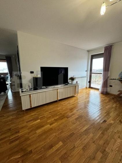 Casă individuală cu 5 camere cu Garaj în Marginea