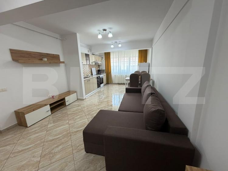 Apartament cu 2 camere semidecomandat, mobilat în Florești