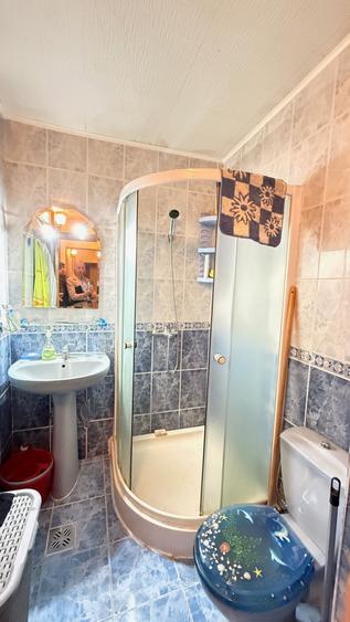 Apartament cu 4 camere decomandat în Central