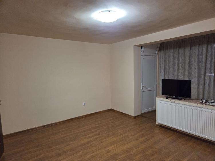 Garsonieră semidecomandată în 1848