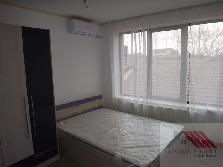 Garsonieră decomandată în Elisabetin