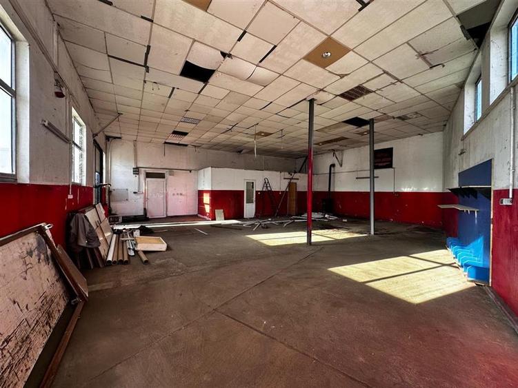 Spațiu industrial, de 150 mp, în Zona industrială