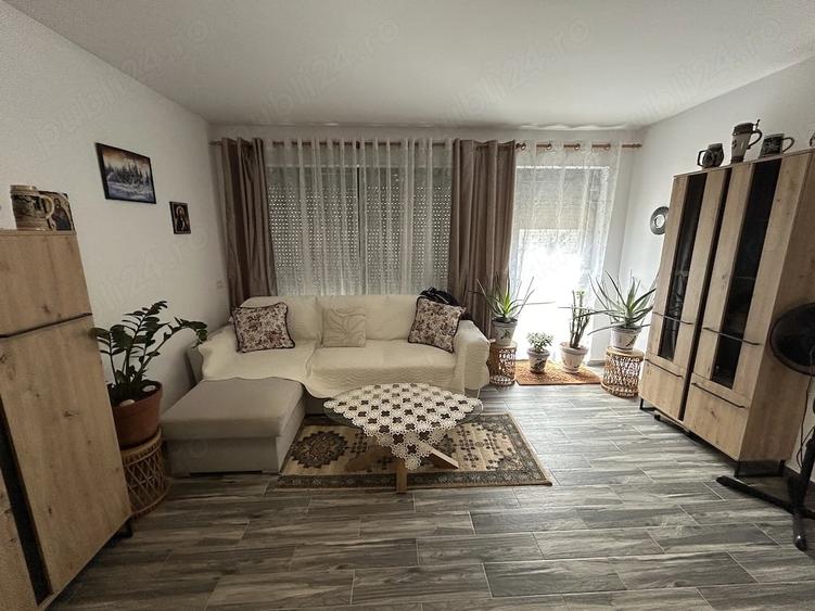 Casă cu 1 camere cu Teren 470 Mp în Central