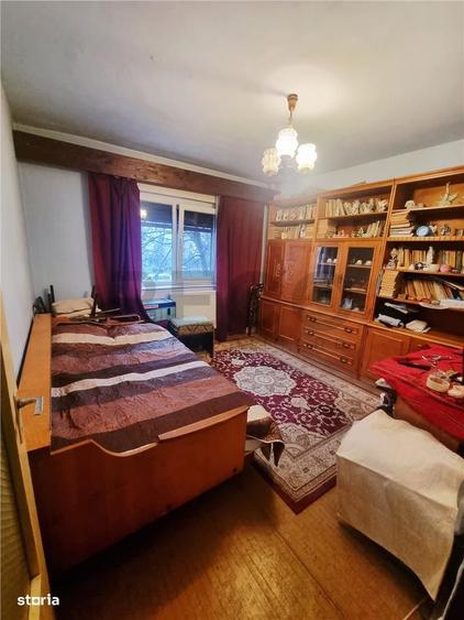 Apartament cu 3 camere decomandat în Calea Aradului