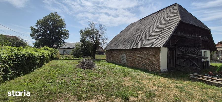 Casă cu 3 camere cu Teren 1165 Mp în Gârdani