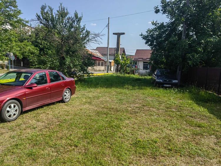 Teren de 125 mp, în Exterior Vest