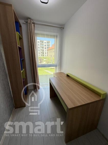 Apartament cu 2 camere semidecomandat, mobilat în Mărăști