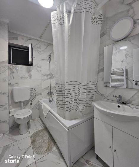 Apartament cu 3 camere decomandat în Iosia