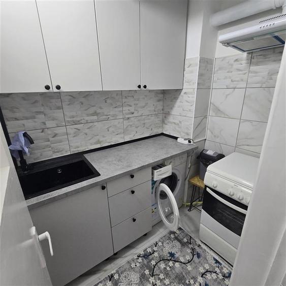 Garsonieră decomandată în Alexandru cel Bun