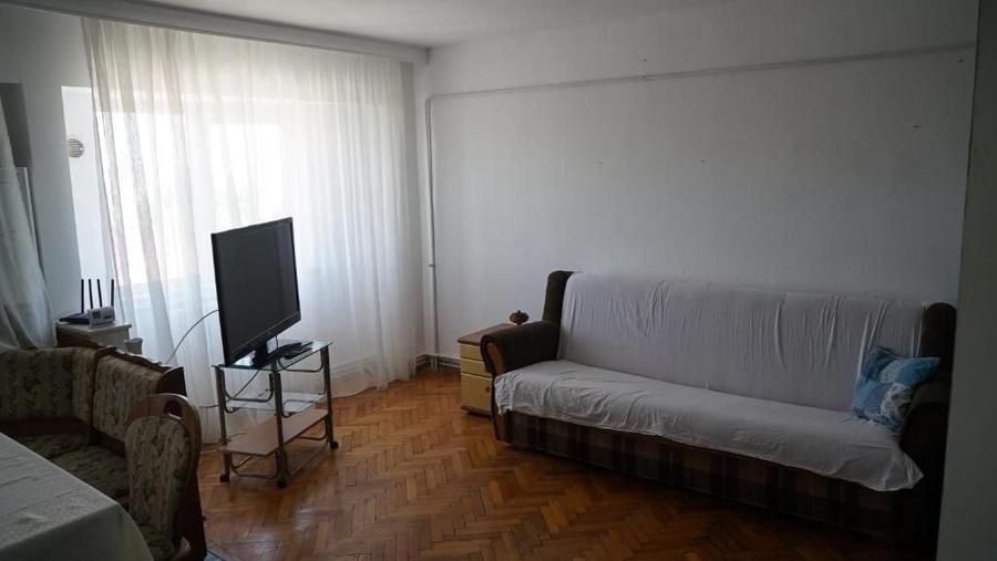Apartament cu 2 camere decomandat în Boldești