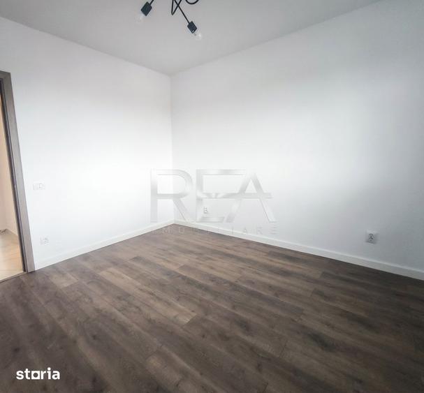 Apartament cu 3 camere decomandat în Grivița