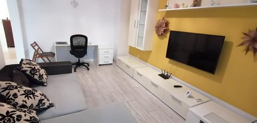 Apartament cu 3 camere decomandat, mobilat în Inel I