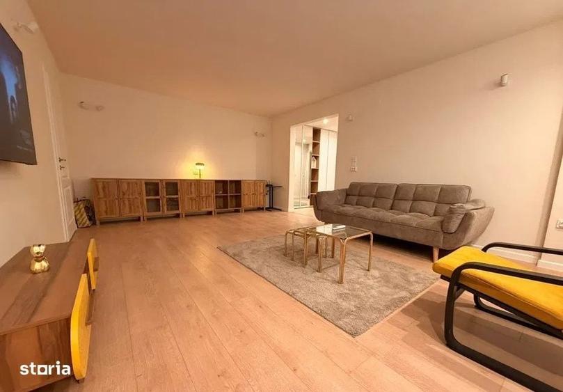 Apartament cu 4 camere decomandat în Ciupercenii Noi