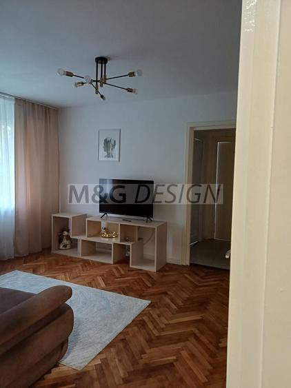Apartament cu 2 camere semidecomandat, mobilat în Take Ionescu