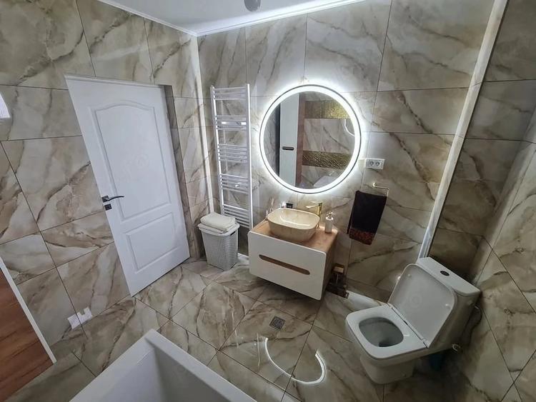 Casă cu Teren 500 Mp în Central
