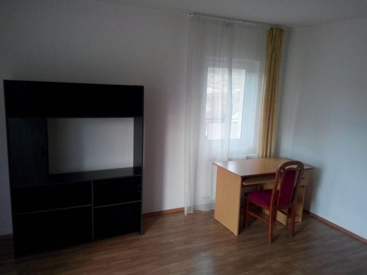 Apartament cu 2 camere decomandat în Mănăștur — fotografia 1