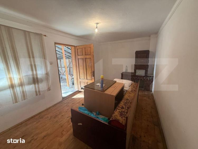 Casă cu 4 camere în Matraca