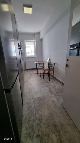 Apartament cu 2 camere, mobilat în Metalurgiei