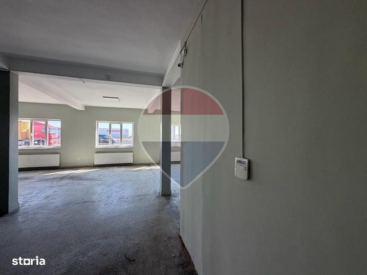 Spațiu comercial, de 349 mp, în Central