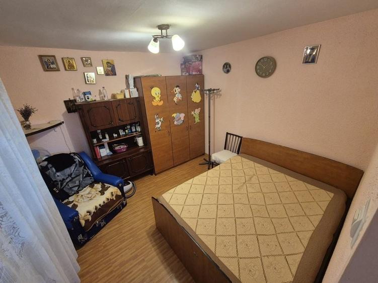 Apartament cu 2 camere nedecomandat în Central