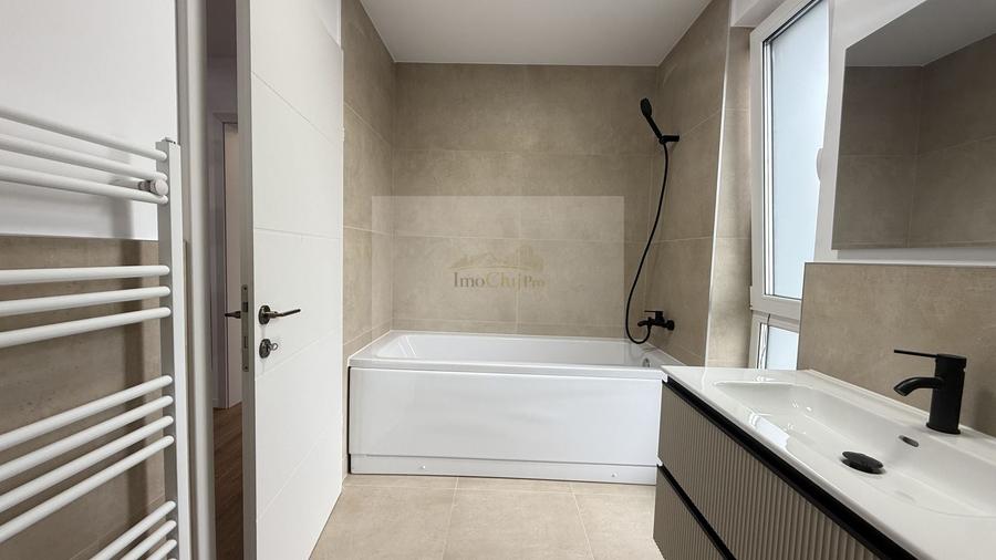 Duplex cu 4 camere cu Canalizare în Iris