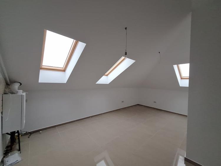 Apartament cu 3 camere în Chișoda