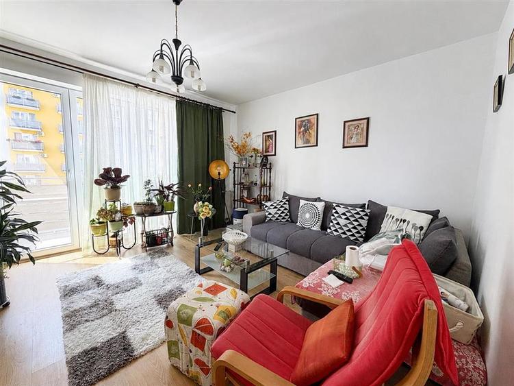 Apartament cu 2 camere decomandat, mobilat în Șelimbăr
