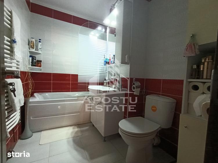 Apartament cu 4 camere în Steaua
