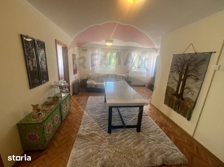 Casă cu Teren 2362 Mp în Tulnici