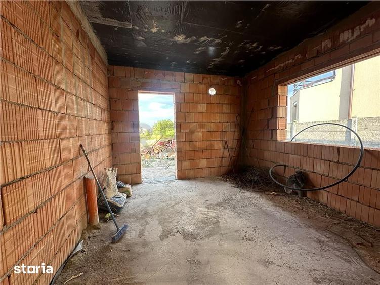 RECO Casa la rosu cu toate utilitatile aproape de Cihei - 4