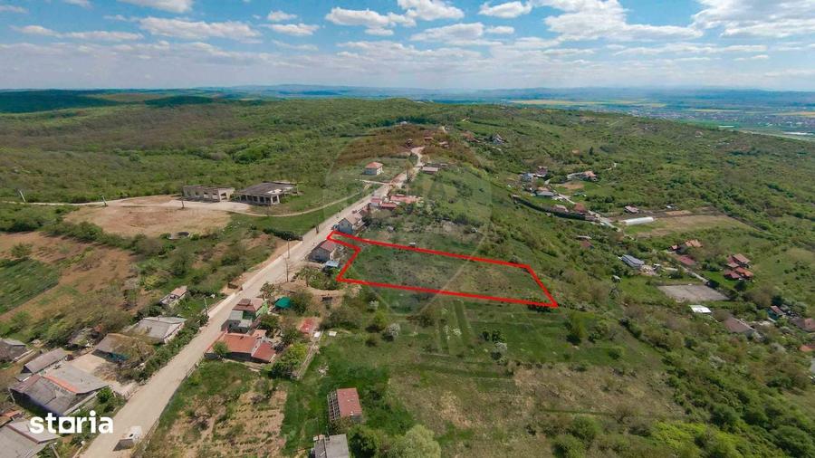 Teren de 3201 mp, în Paleu