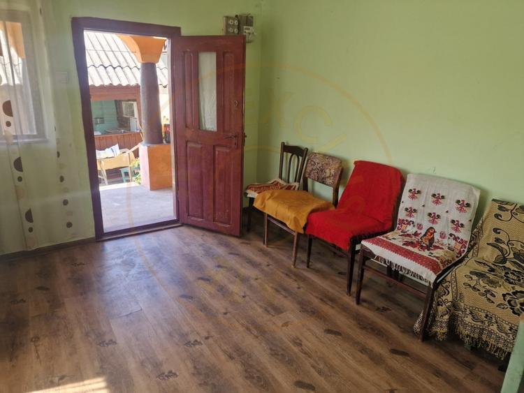 Casă individuală cu 2 camere cu Canalizare în Boțești