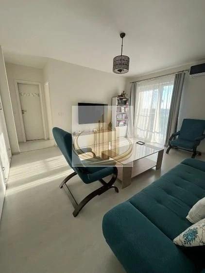 Apartament cu 2 camere semidecomandat în Girocului