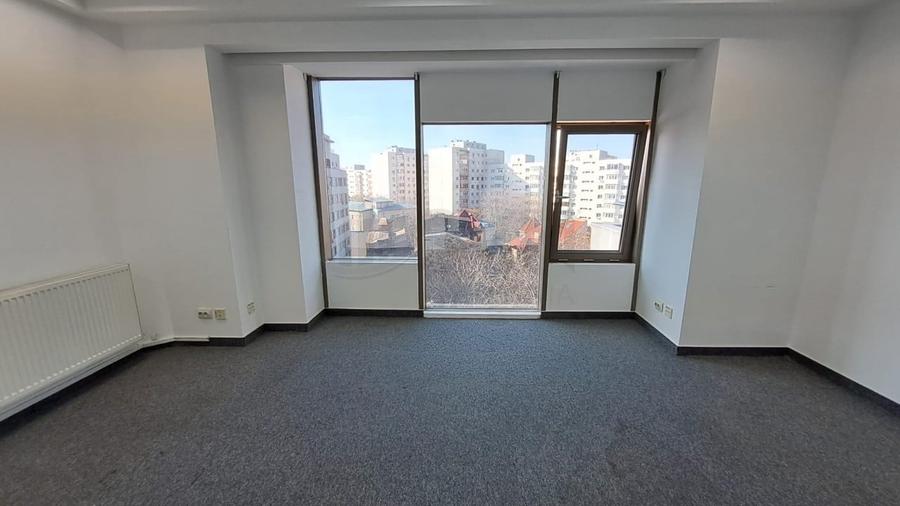 Birou, de 264 mp, în Moșilor