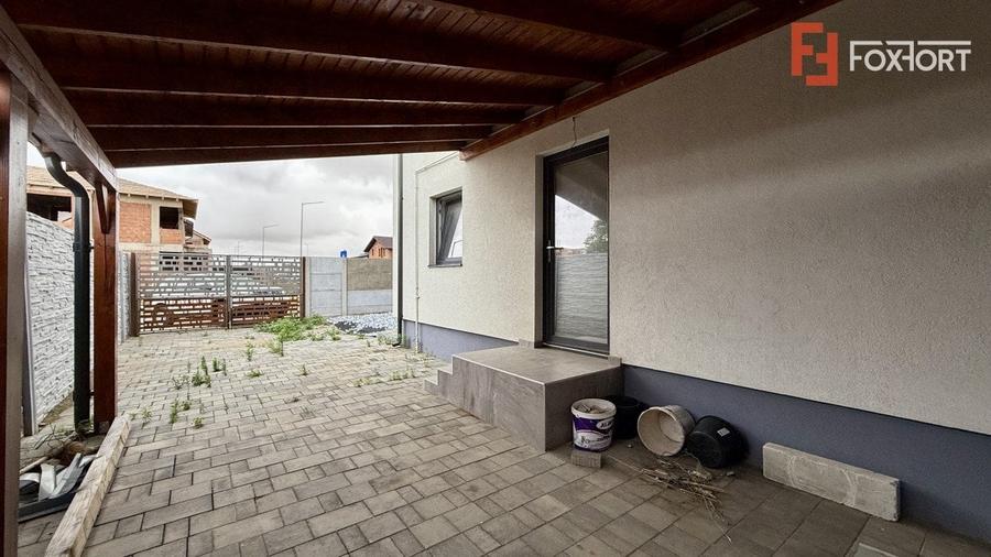 Duplex cu 3 camere cu Canalizare în Giarmata