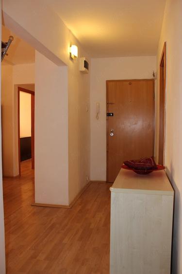 Vanzare apartament 4 camere, zona Lipovei - 7