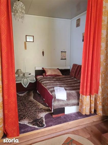 Casă cu 3 camere cu Teren 80 Mp în Central