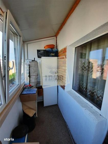 Apartament cu 4 camere, mobilat în Central