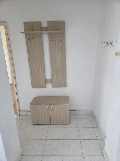 Apartament cu 2 camere decomandat în Dealul Cetății