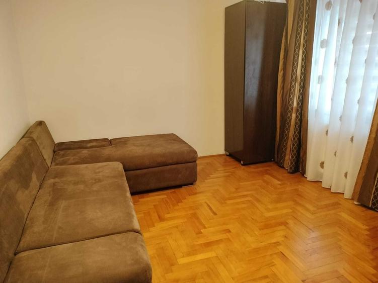 Apartament cu 3 camere decomandat în Mărăști
