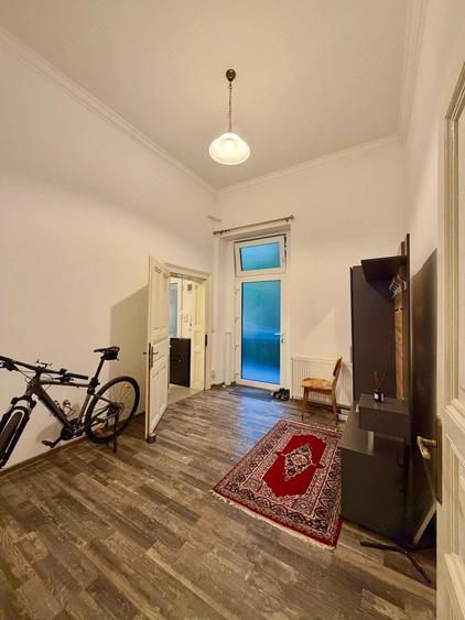 Apartament cu 3 camere decomandat în Sinaia