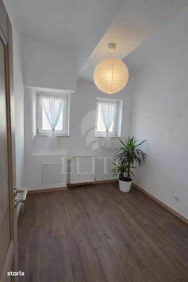 Apartament cu 3 camere decomandat în Sud
