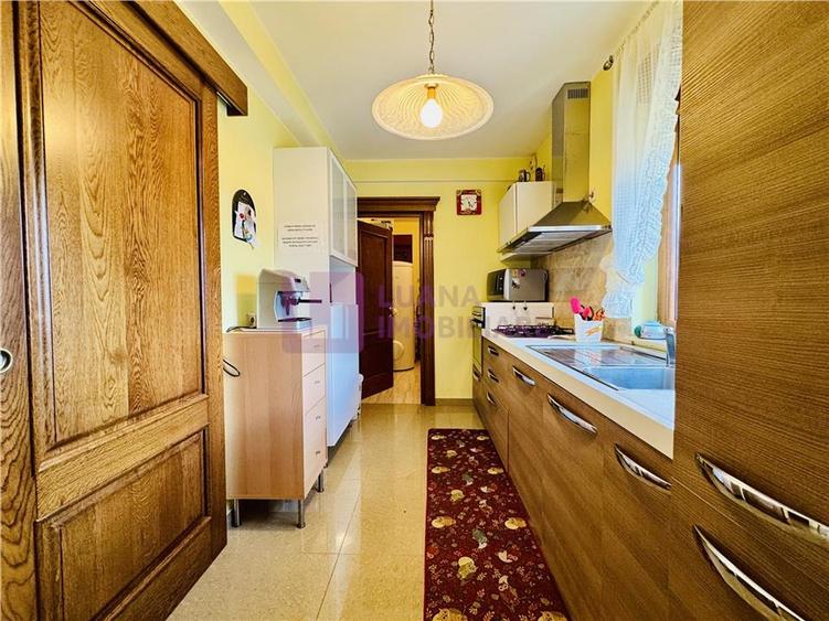 Casă individuală cu 5 camere cu Teren 830 Mp în Daia
