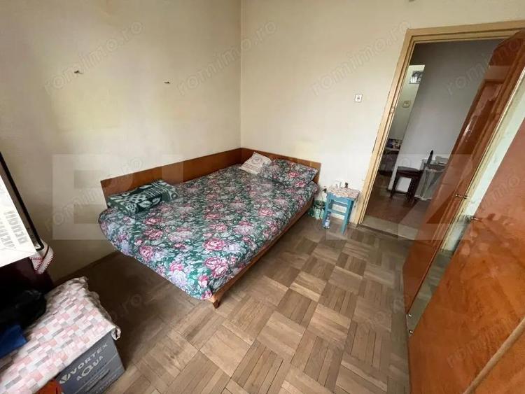 Apartament cu 3 camere decomandat, mobilat în Central