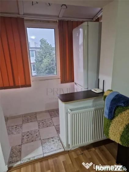 Apartament cu 2 camere semidecomandat în Dacia