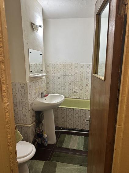Apartament cu 2 camere decomandat în Steaua
