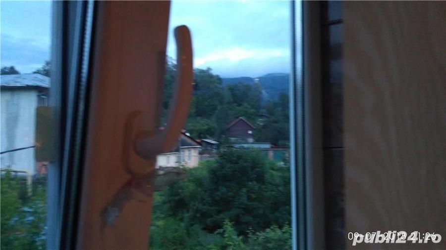 Apartament cu 2 camere decomandat în Lupeni